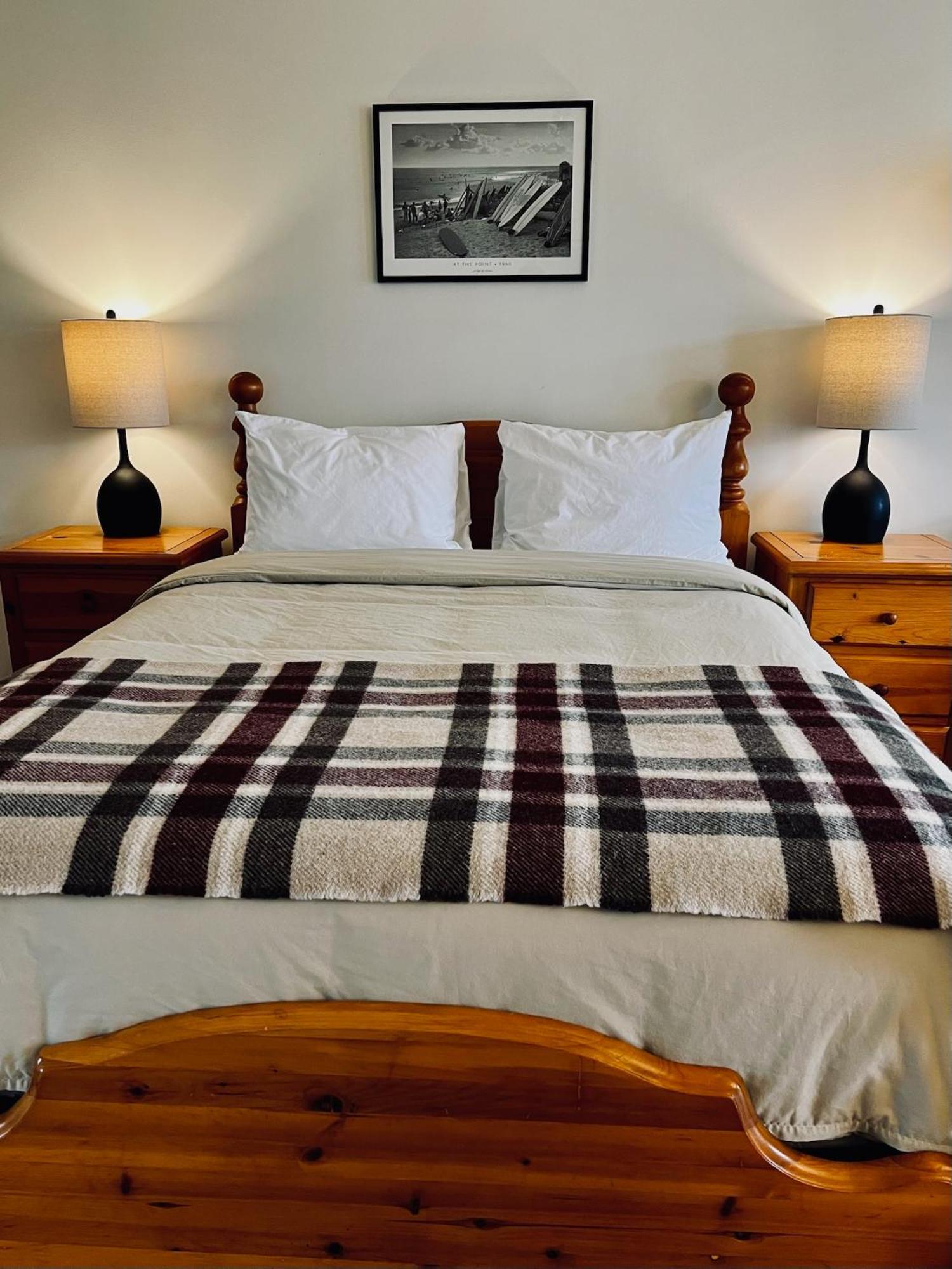 Island Village Properties At Fred Tibbs Tofino Quarto foto